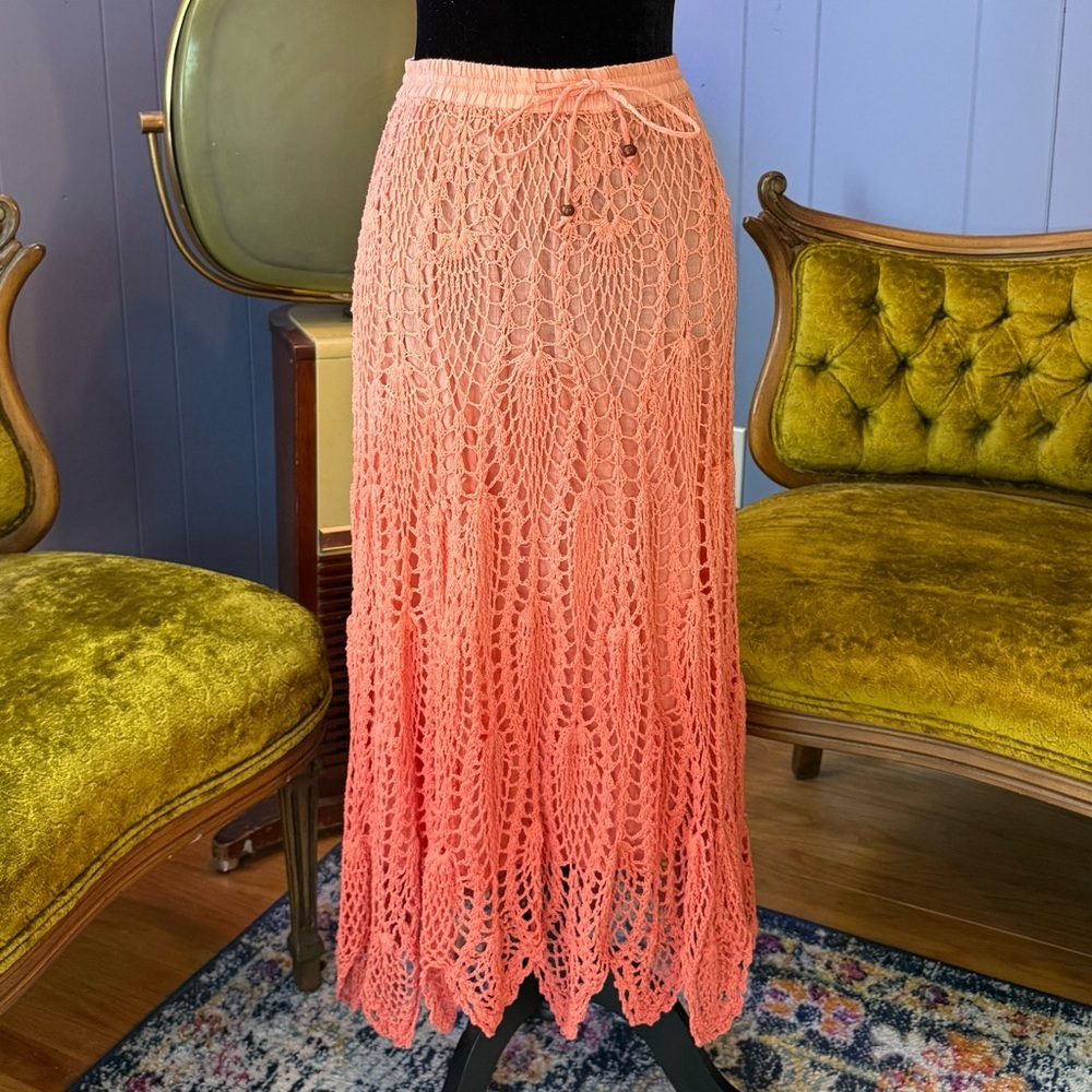 ❌SOLD🏷️Vintage Coral Ombre Crochet Maxi Skirt Size Medium - Picture 3 of 7